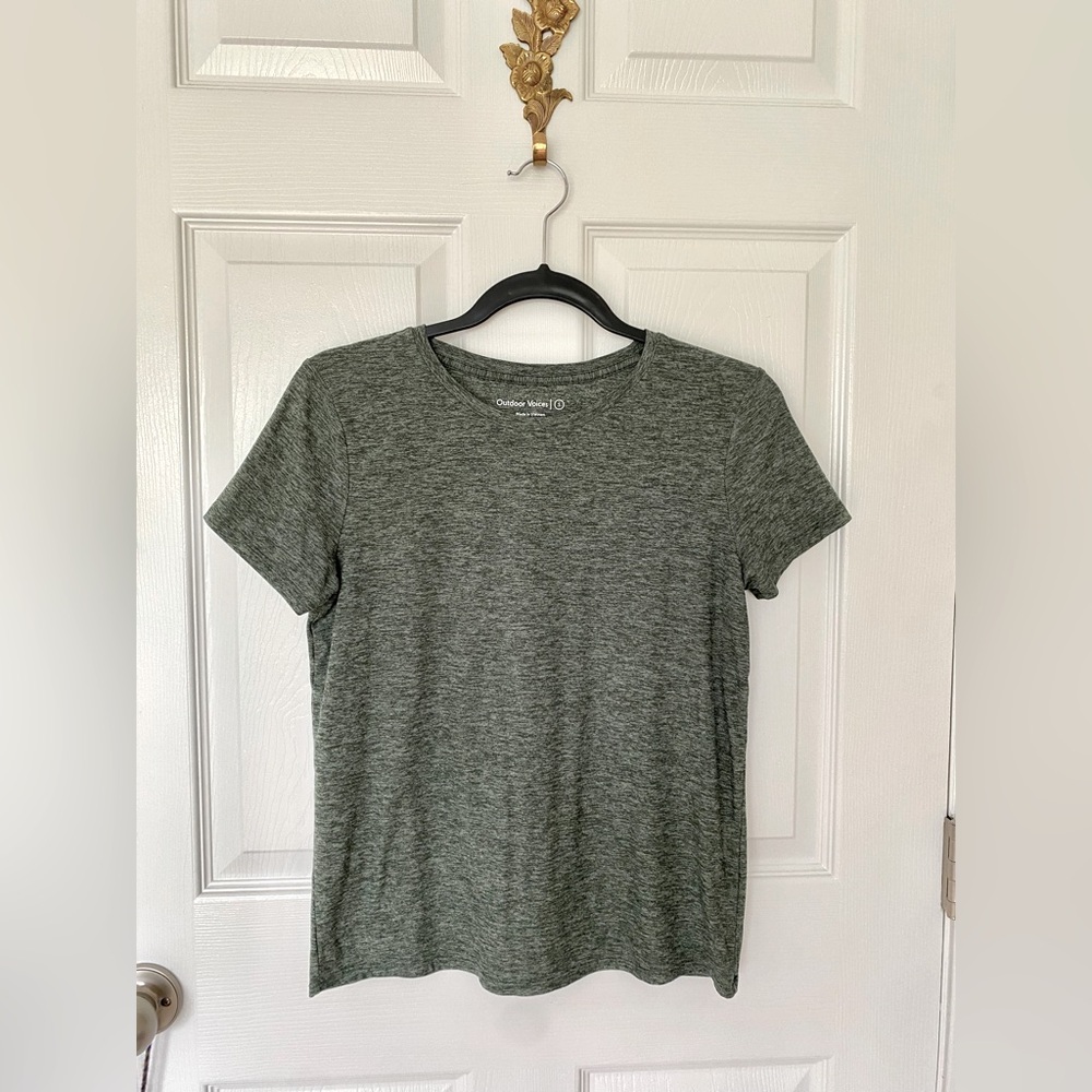 Outdoor Voices Green Short Sleeve Tee
